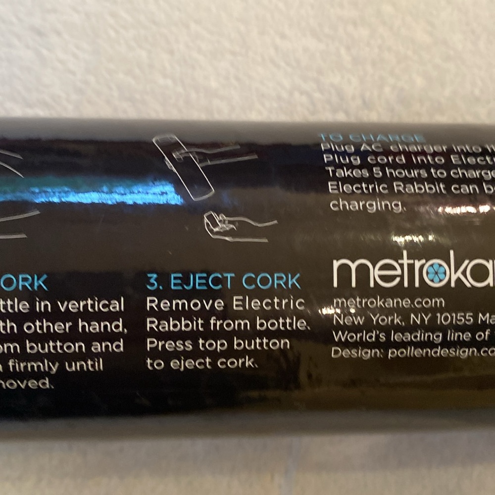 Rabbit Electric Rabbit rechargeable corkscrew NIB - Picture 11 of 15
